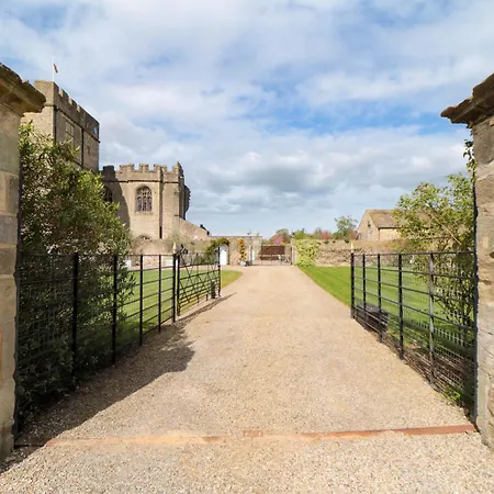 Catherine Parrs Sewing Apartment