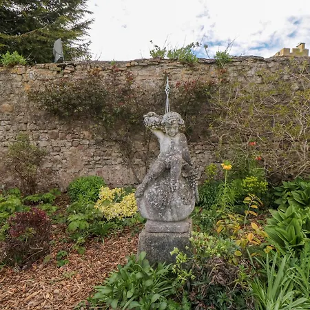 Apartmán Catherine Parrs Sewing *